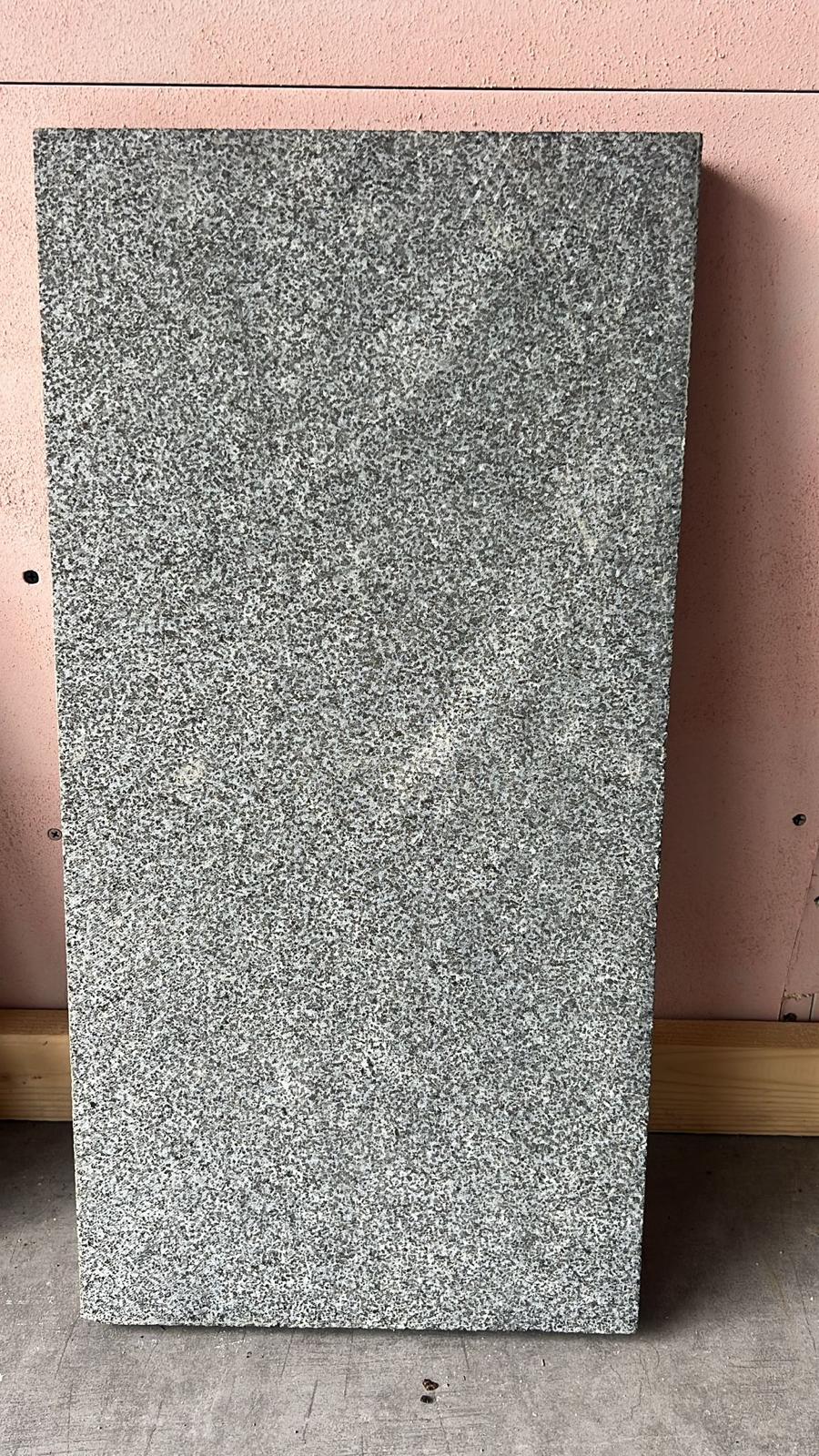 3X30X60 GRANİT BAZALT DÖŞEME TAŞI
